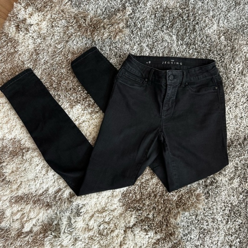 NWOT White House Black Marker Black Jeggings